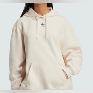NWT - Women’s M
Adidas Originals Essentials Oversized Off-White Hoodie